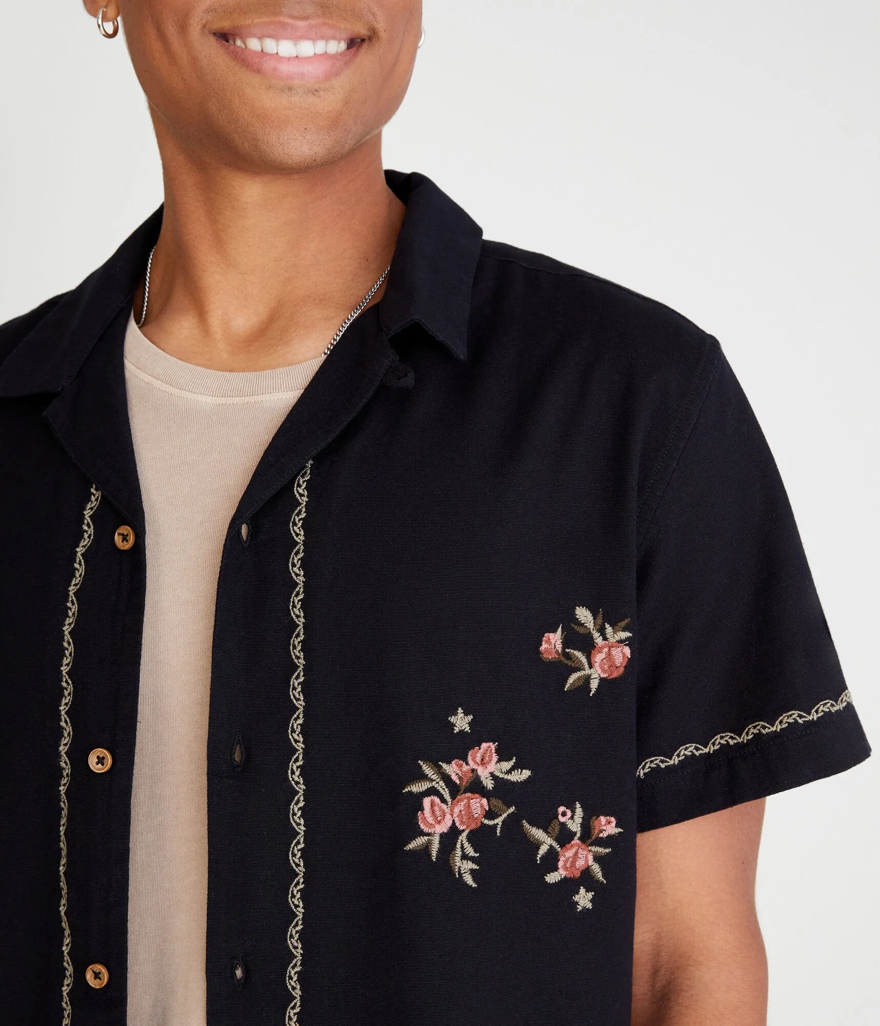Aeropostale Short Sleeve Embroidered Floral Shirt