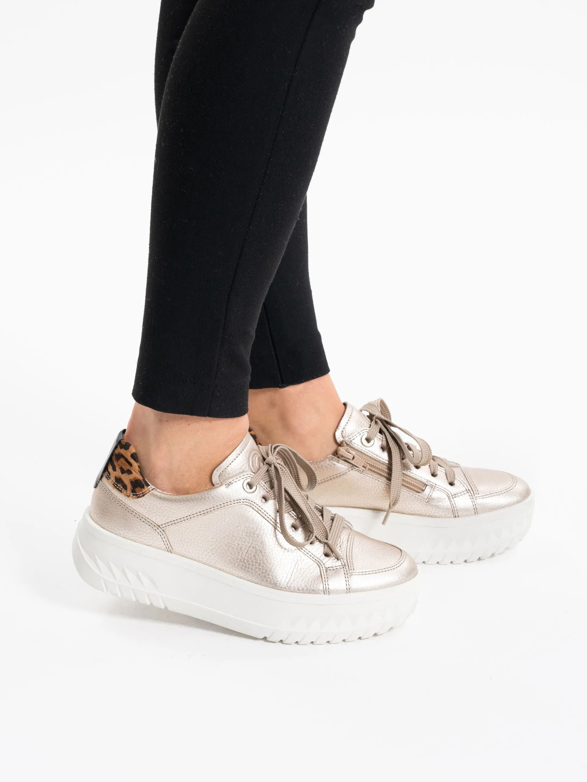 Ara Monaco Gold Trainer