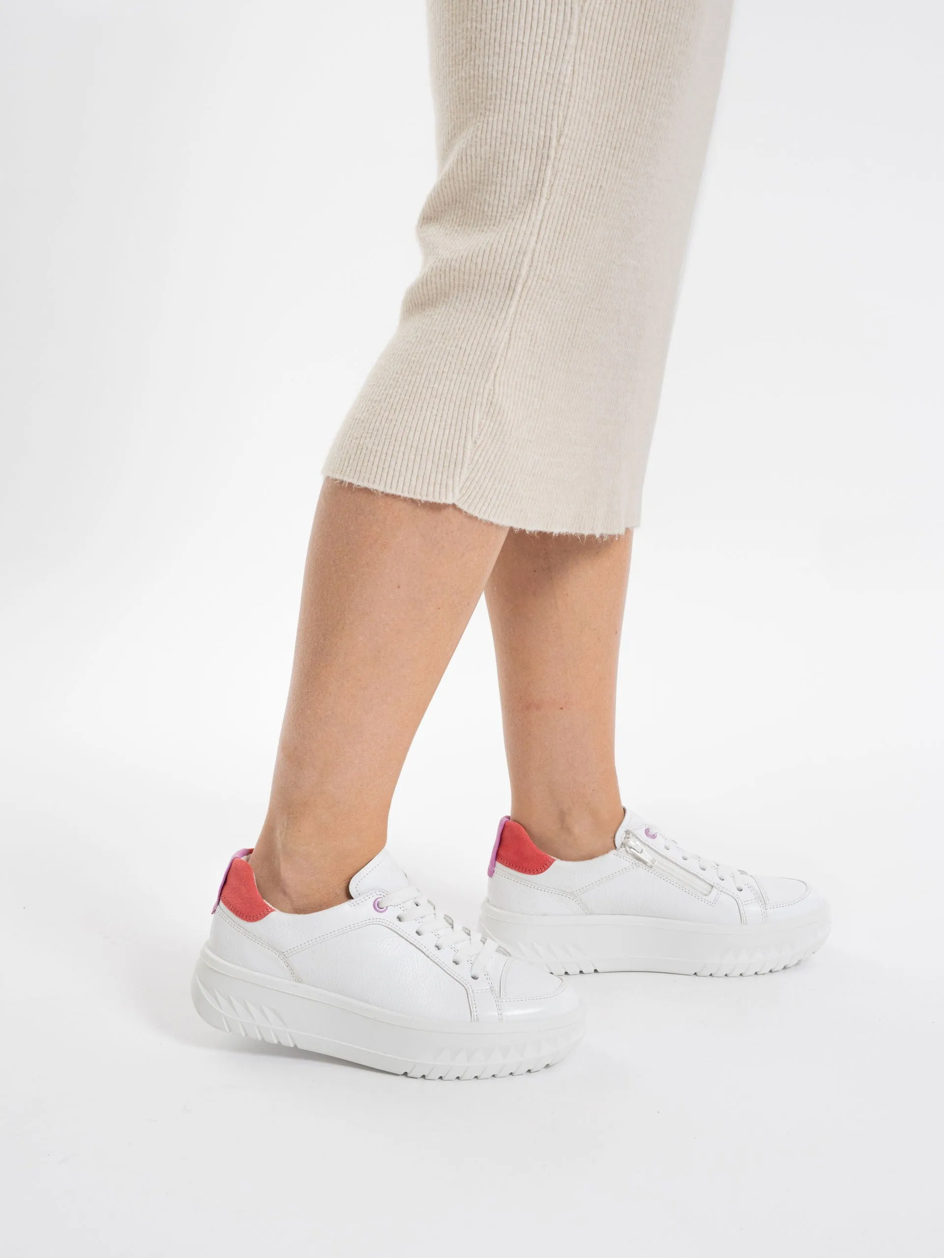 Ara Monaco Trainer with Pink Tab