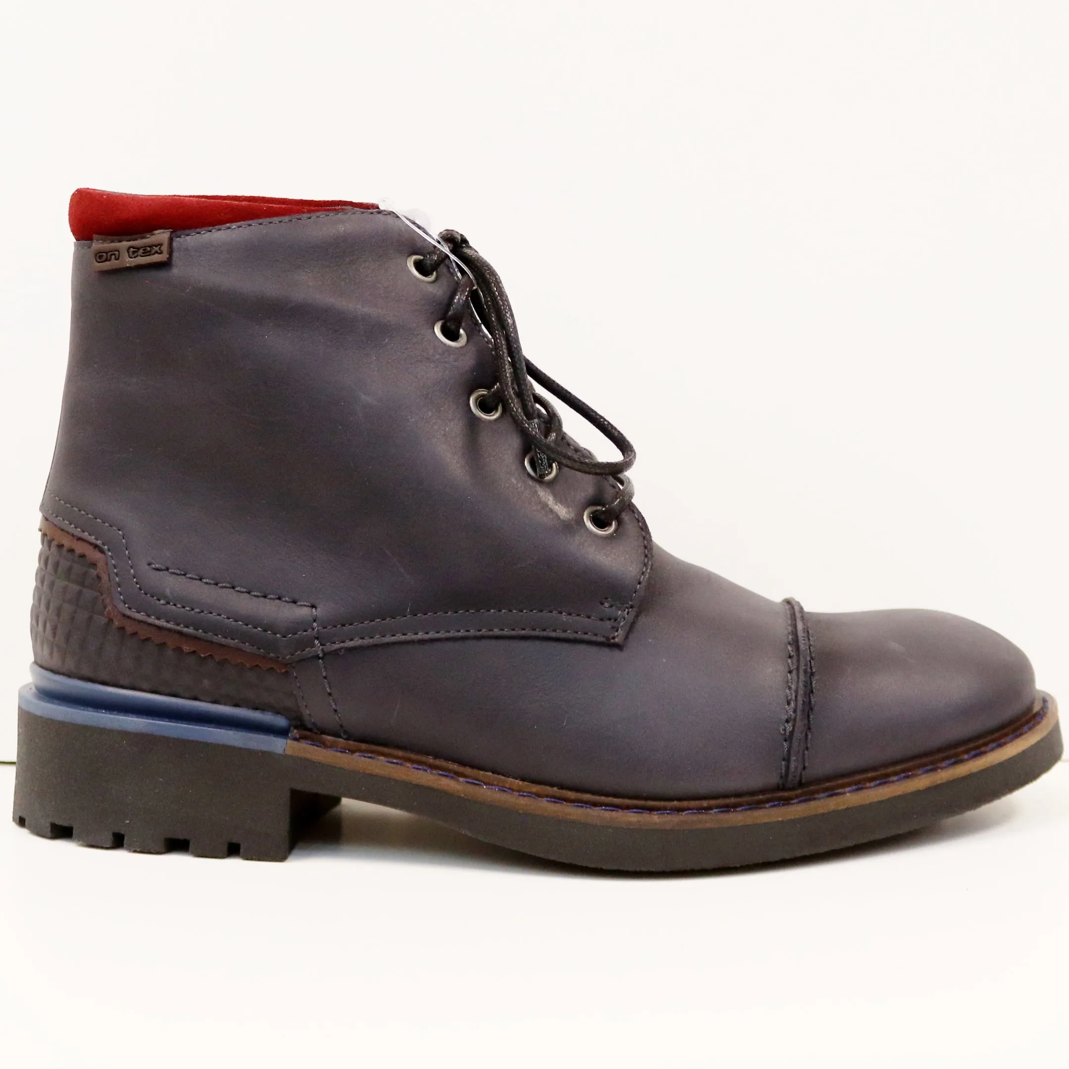 CAP TOE WATERPROOF BOOT