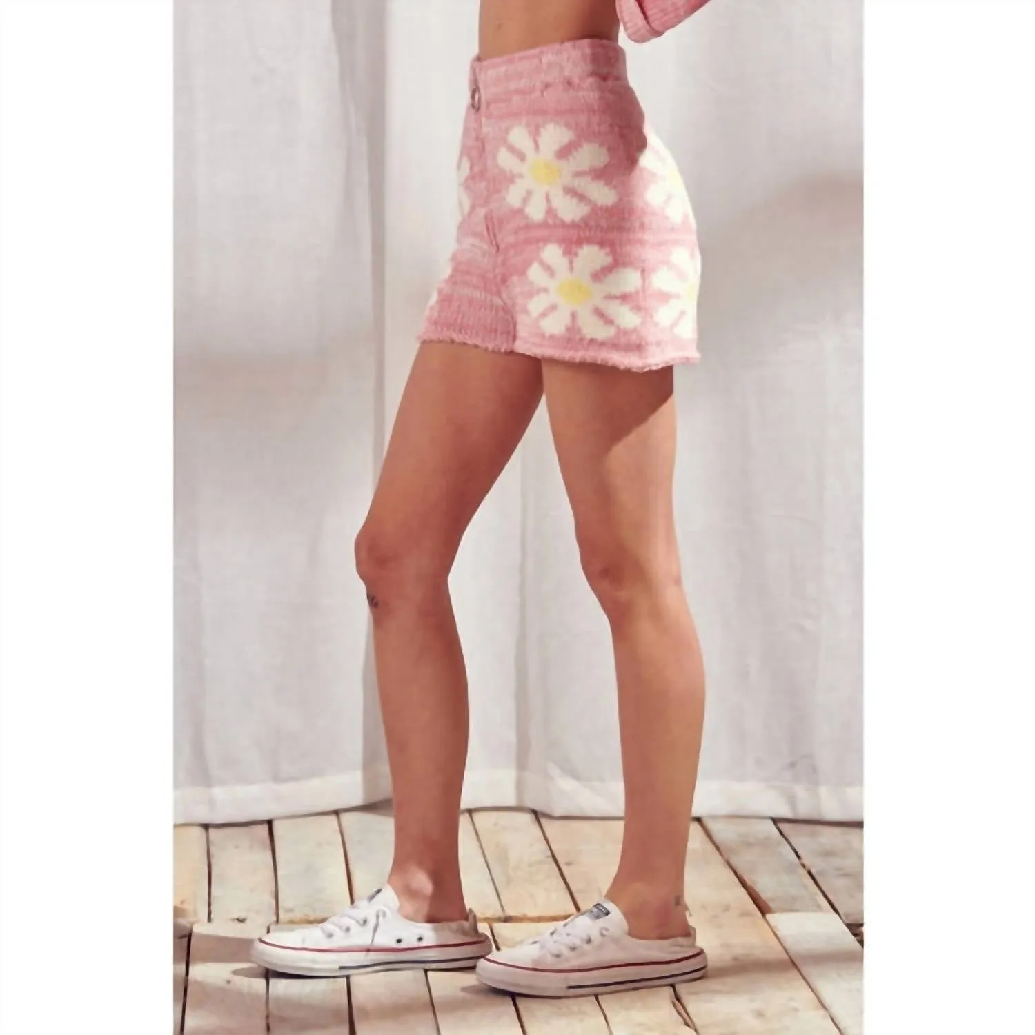 Daisy Shorts In Pink