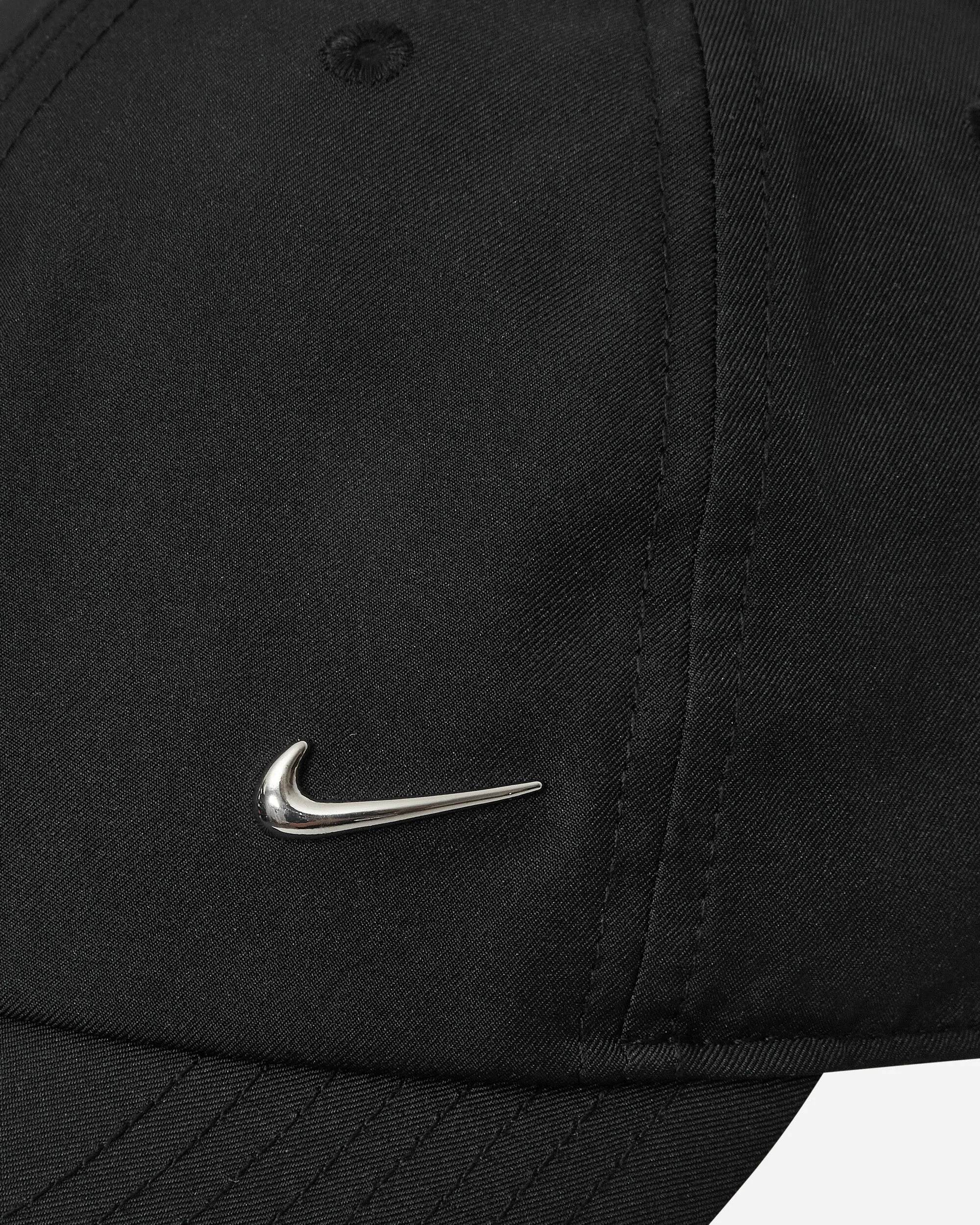 Dri-FIT Club Metal Swoosh Cap Black