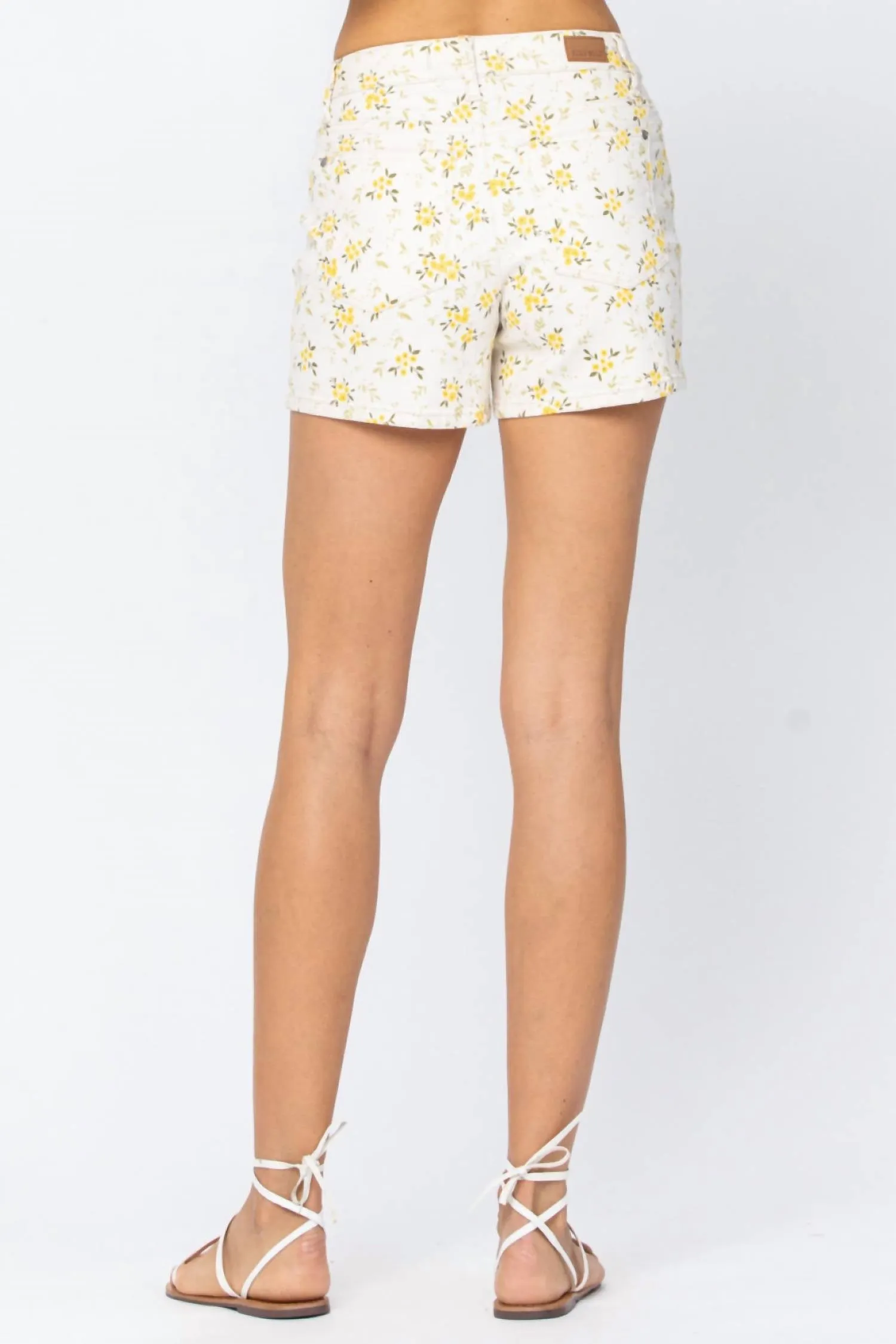 Flower Print Mid-Rise Shorts In Multi