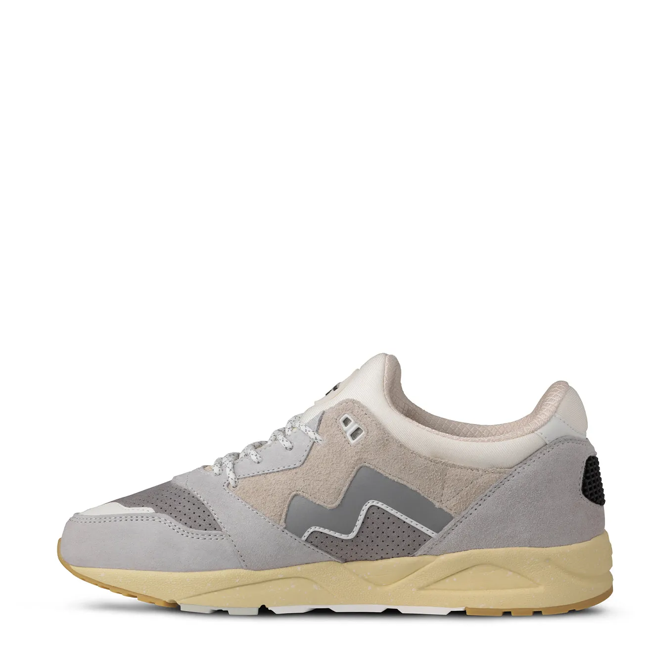 Karhu Aria 95 Trainer Lunar Rock / Foggy Dew
