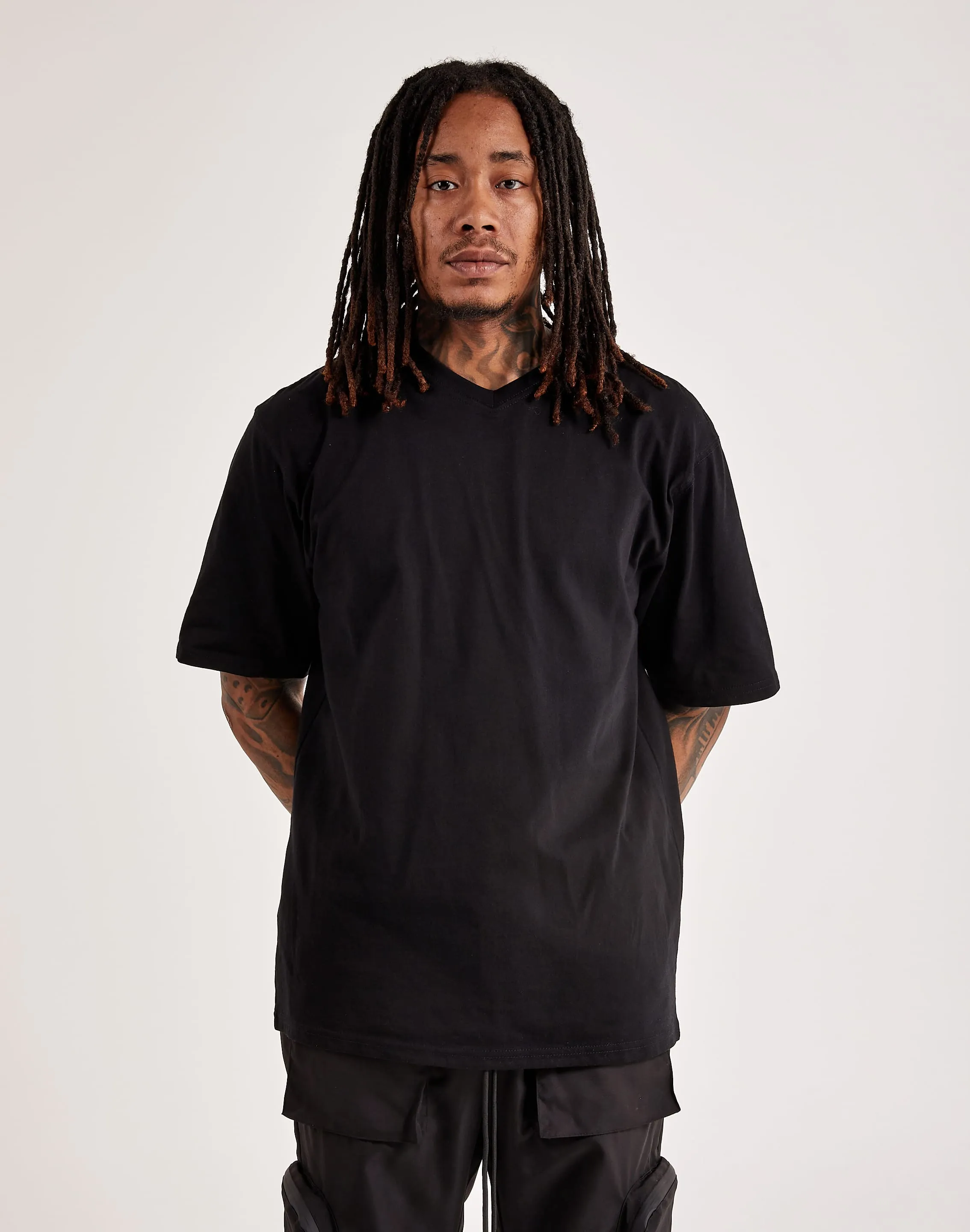 Luxe T Basic V-Neck Tee