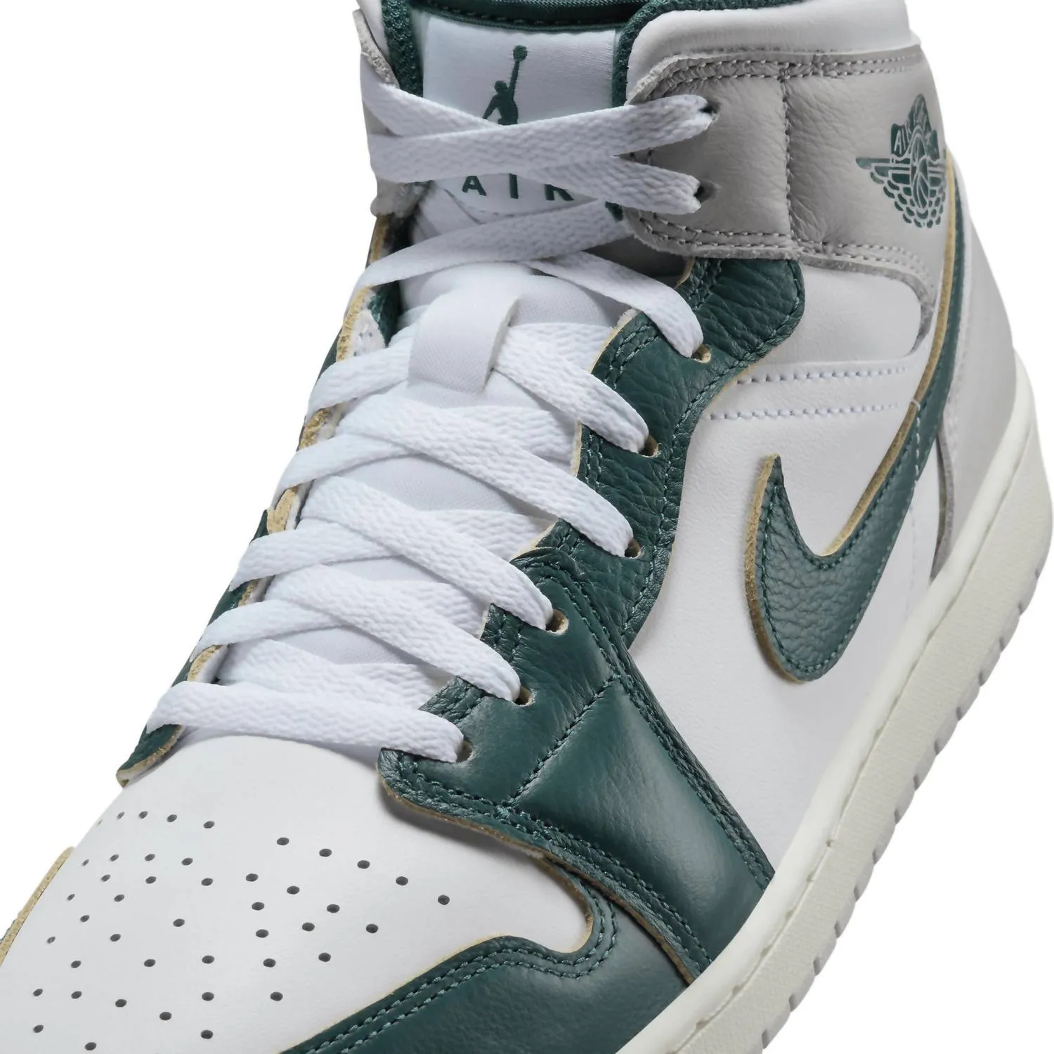 Men Air Jordan 1 Mid Se Basketball Shoe In White/oxidized Green-Sail