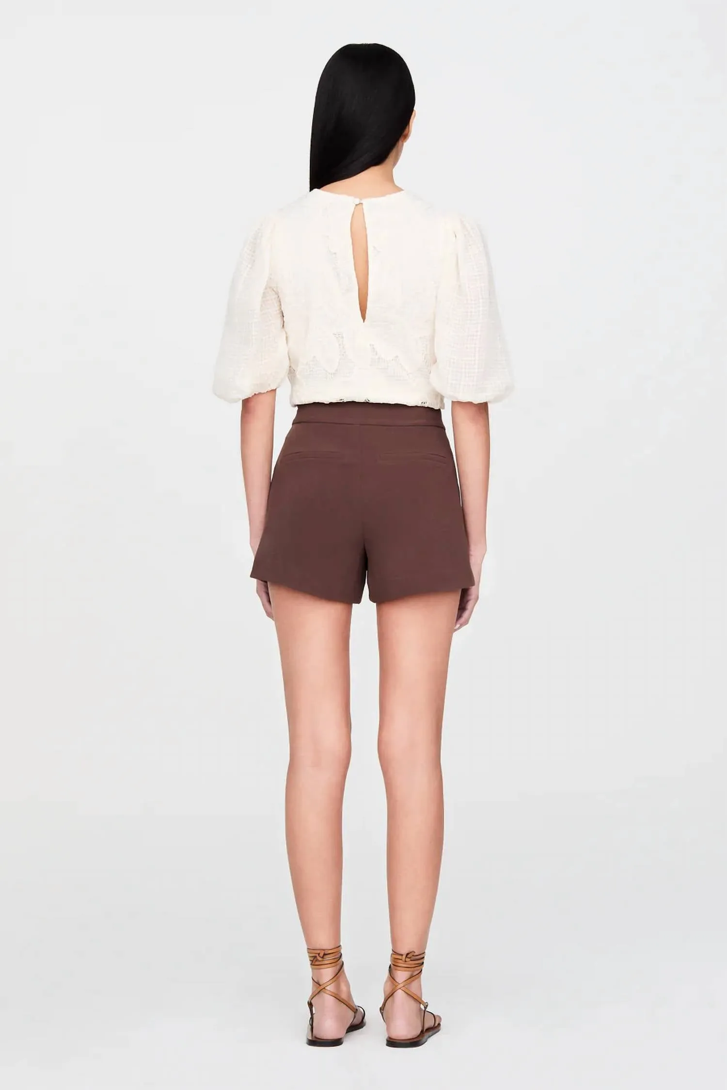 Mia Shorts In Walnut