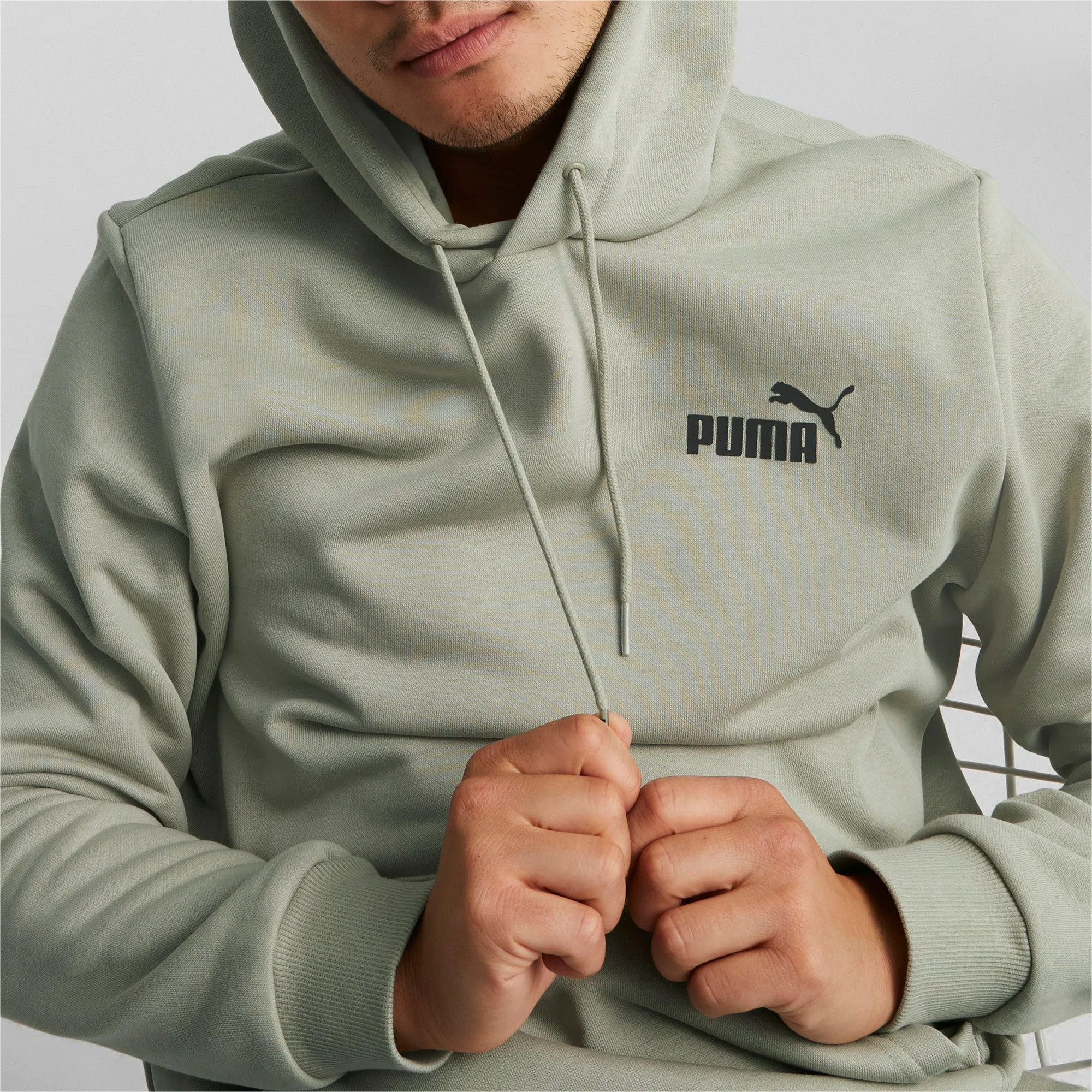 PUMA Men's Essentials Small Logo Hoodie