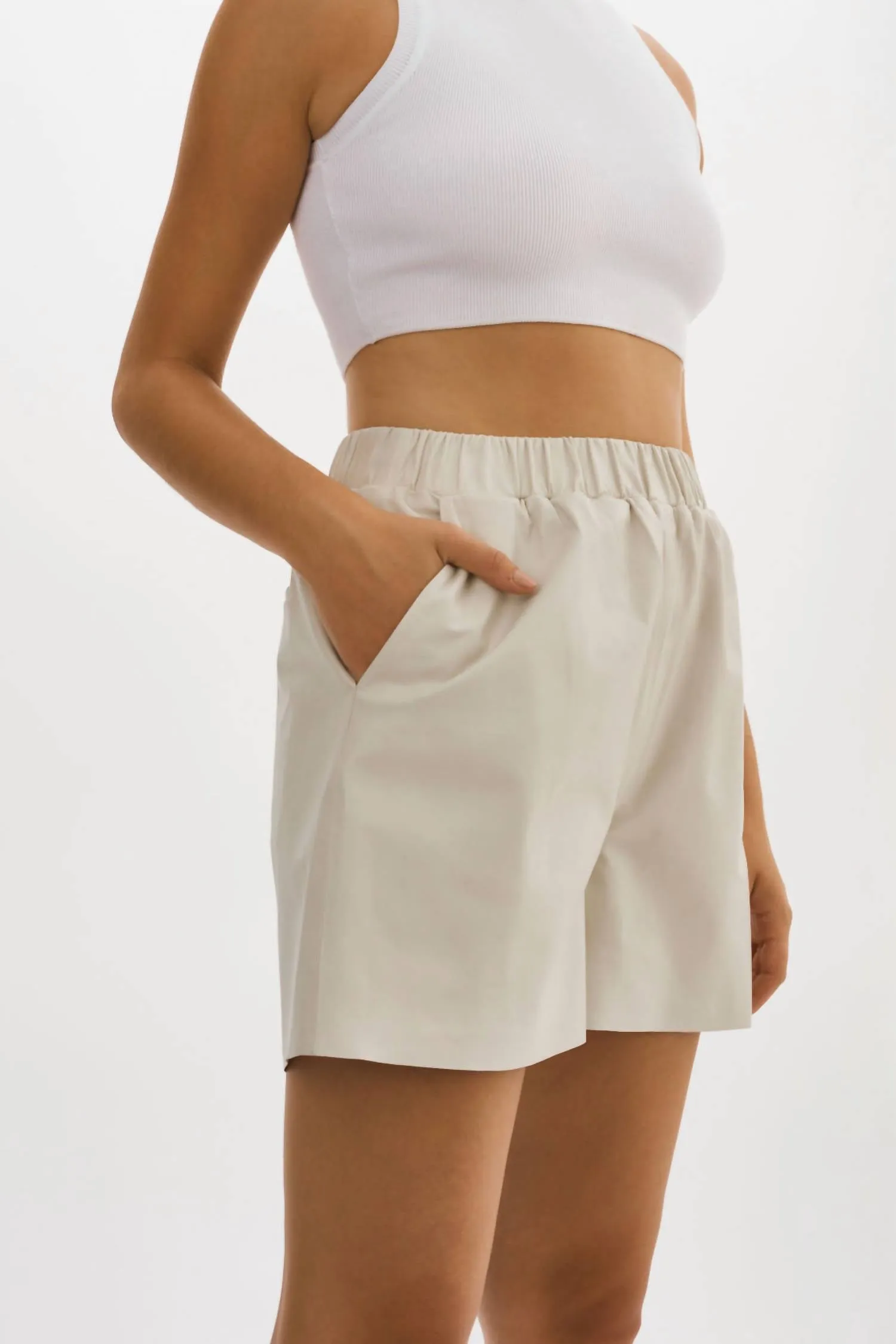 Robyn Leather Short In Bone