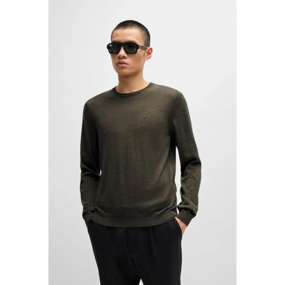 Slim-fit sweater in virgin wool with crew neckline