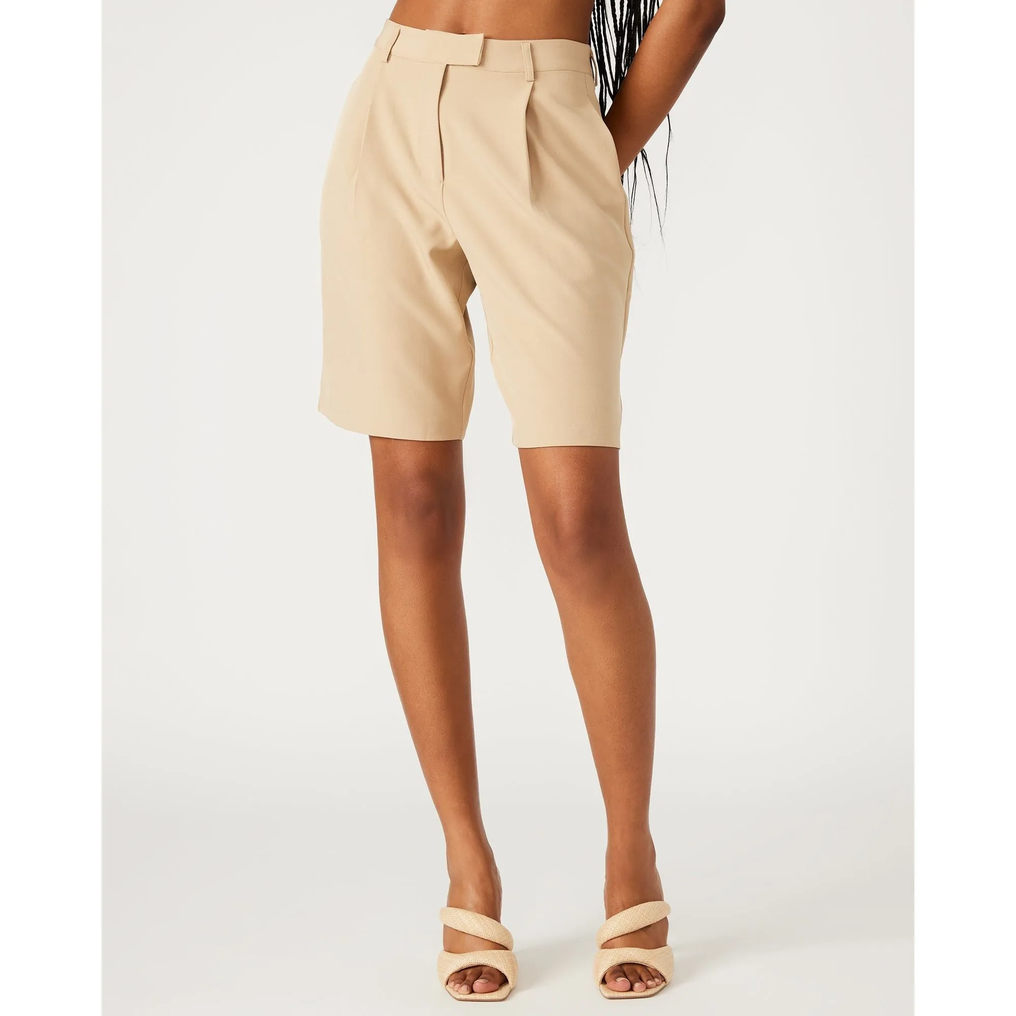 Therese Shorts Khaki