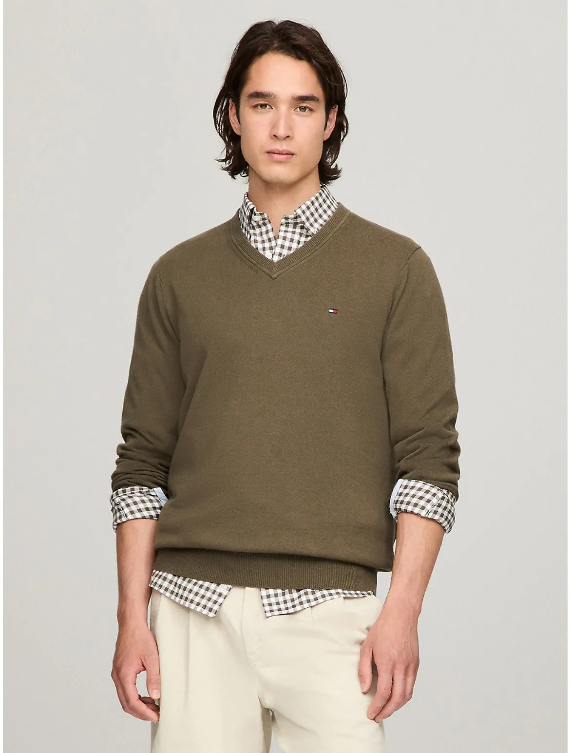 Tommy Hilfiger Men's Flag Logo V-Neck Sweater