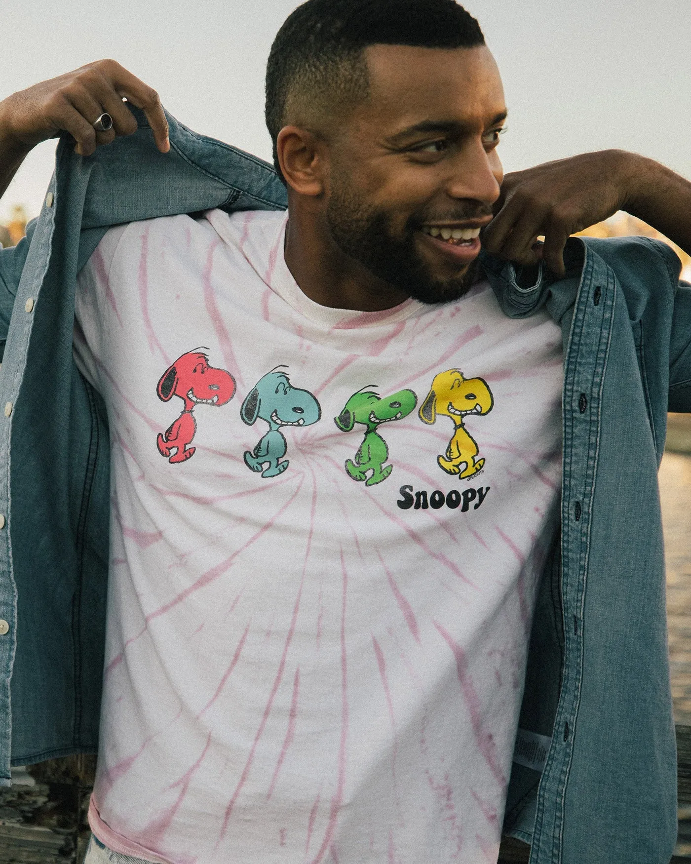 Unisex Snoopy Grateful Pup Flea Market Tee