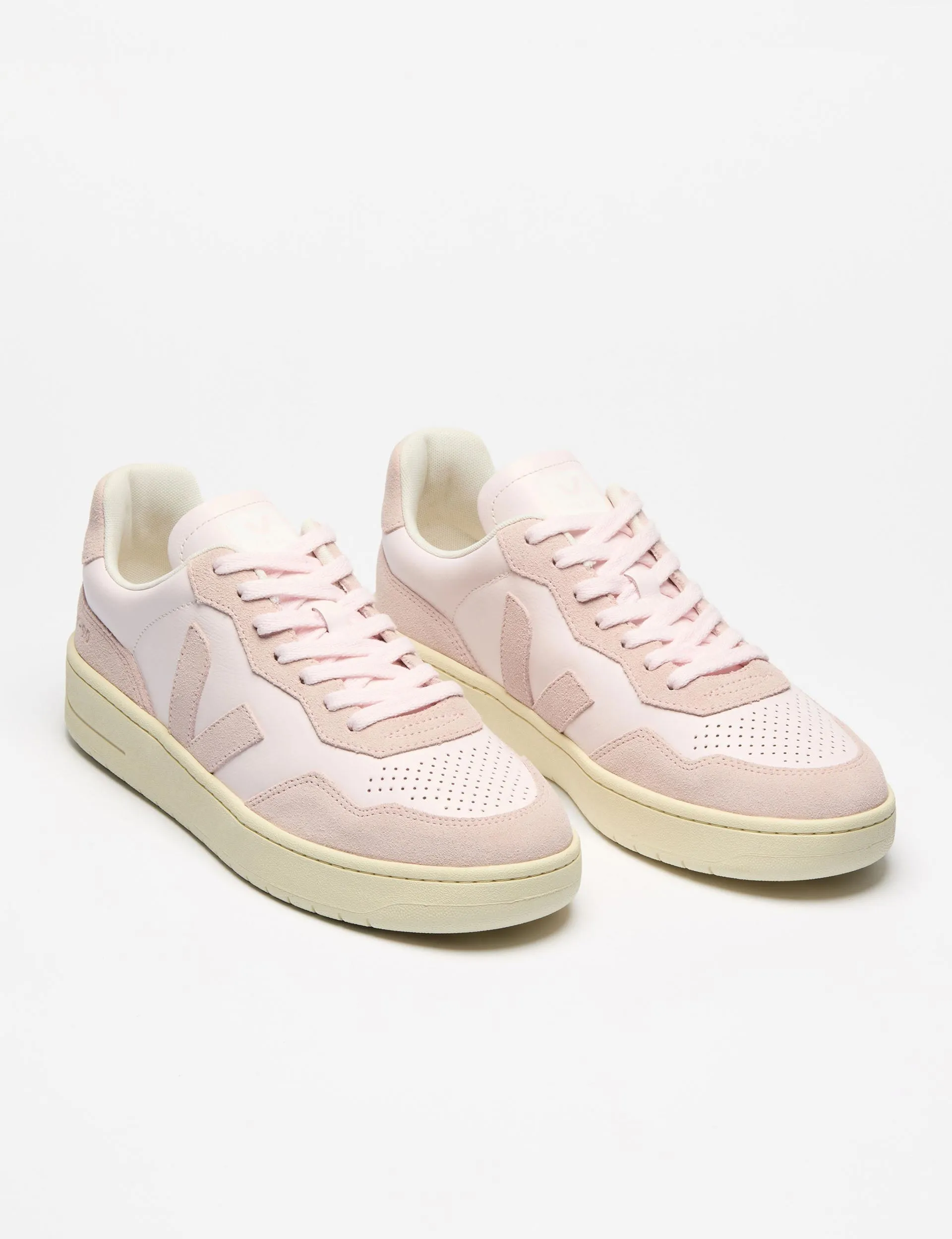 V-90 Leather - Lassi Petale